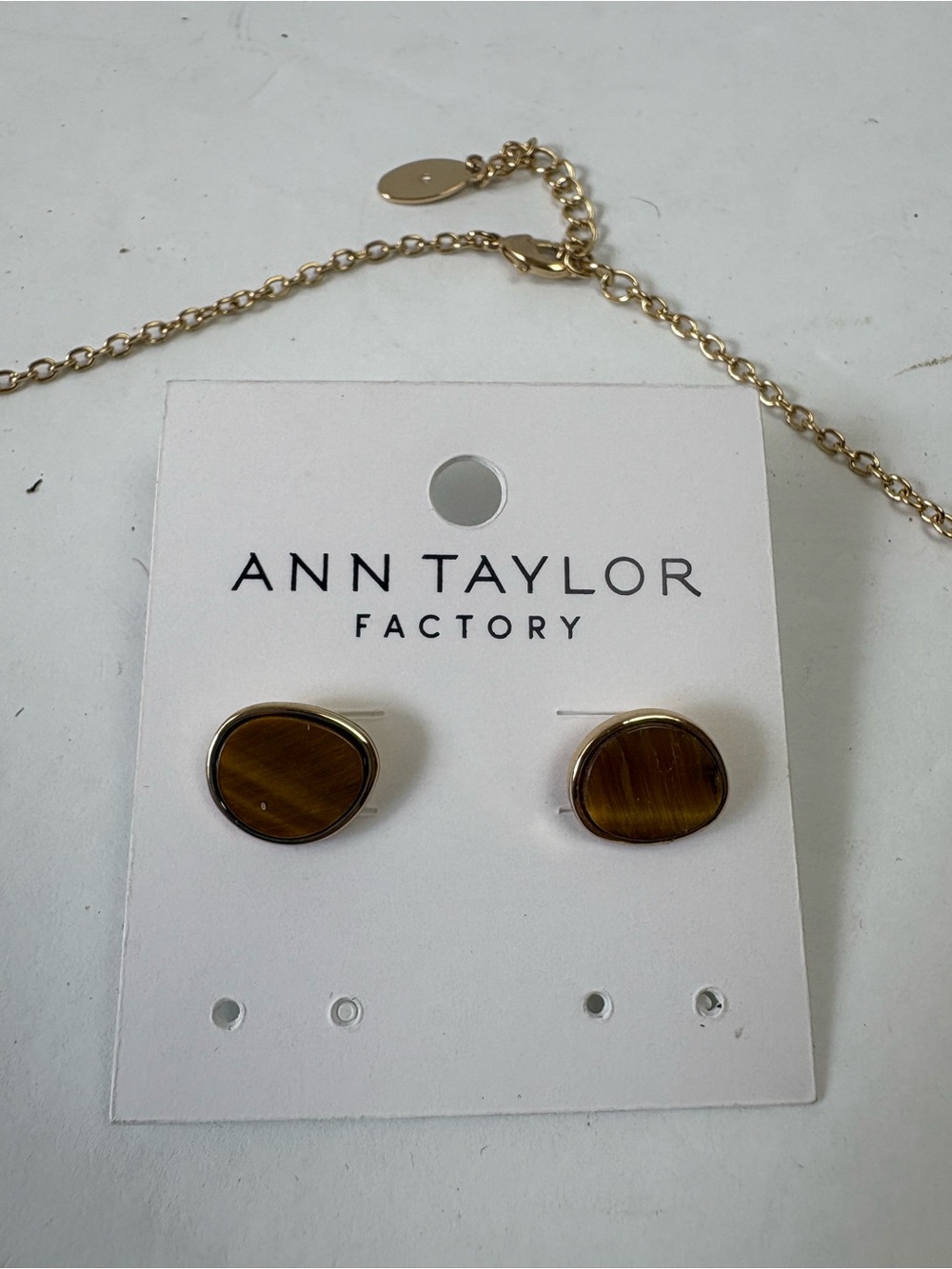 Ann Taylor Factory Necklace Earring Set Geometric Stone Agate Studs - Picture 2 of 6